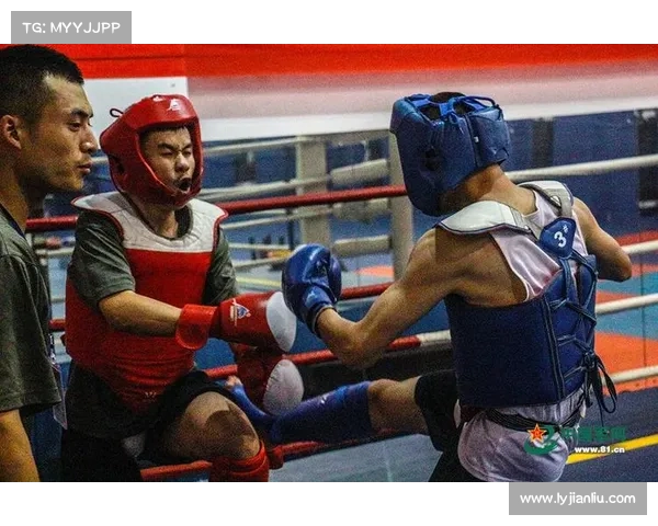 十个格斗少年的青春试炼之路他们用汗水拼搏迎接人生挑战